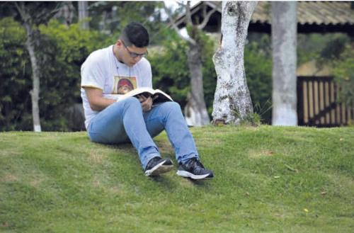 No carnaval, jovens e casais buscam se conectar com Deus e aprofundar a espiritualidade  - Jornal O São Paulo