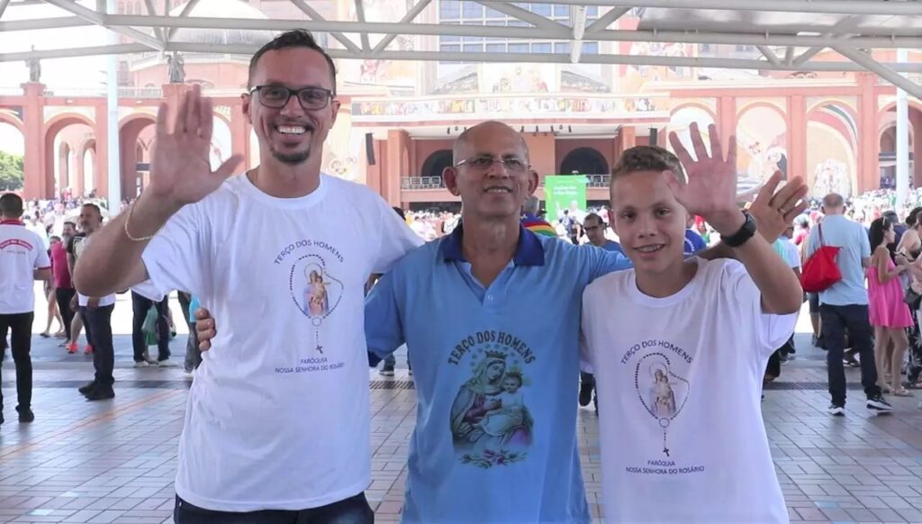 Em 17ª romaria nacional, membros do Terço dos Homens reafirmam sua reaproximação de Deus - Jornal O São Paulo