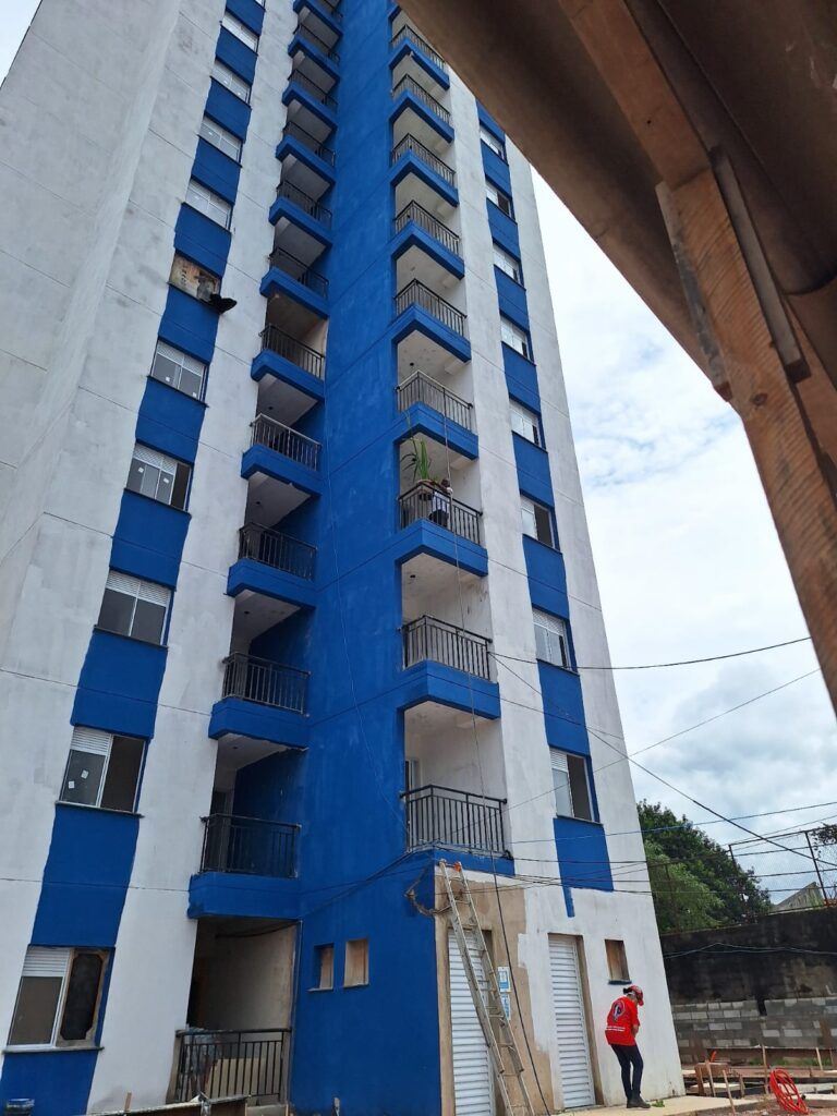 Dom Ângelo visita projeto de habitação apoiado pela Pastoral da Moradia - Jornal O São Paulo