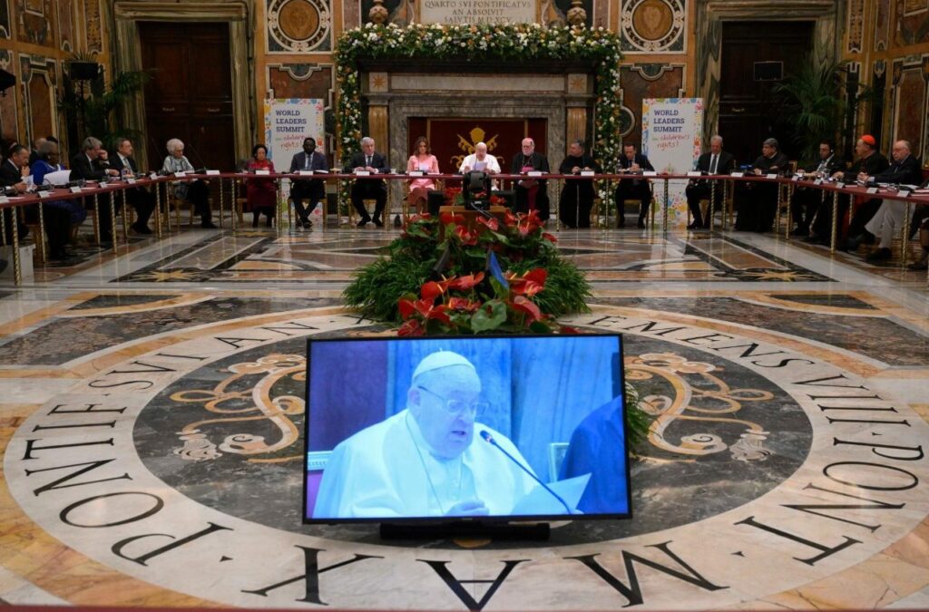 Papa Francisco: nada vale mais do que a vida de uma criança - Jornal O São Paulo