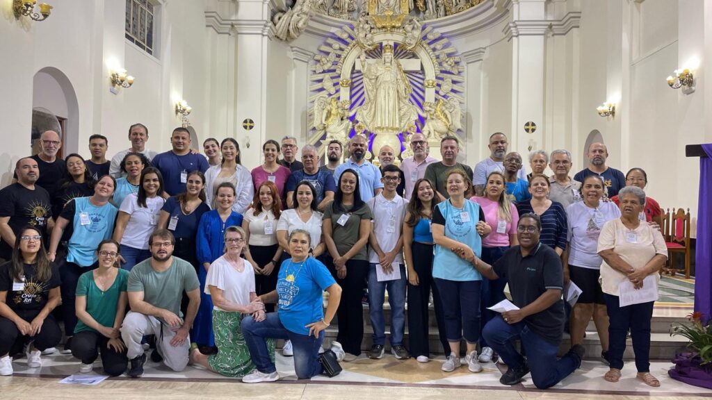 Dom Cícero dá posse a padres e preside ordenação diaconal - Jornal O São Paulo