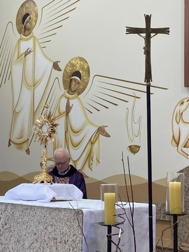 Em visita pastoral, Dom Odilo confirma na fé os fiéis da Paróquia São José Operário - Jornal O São Paulo