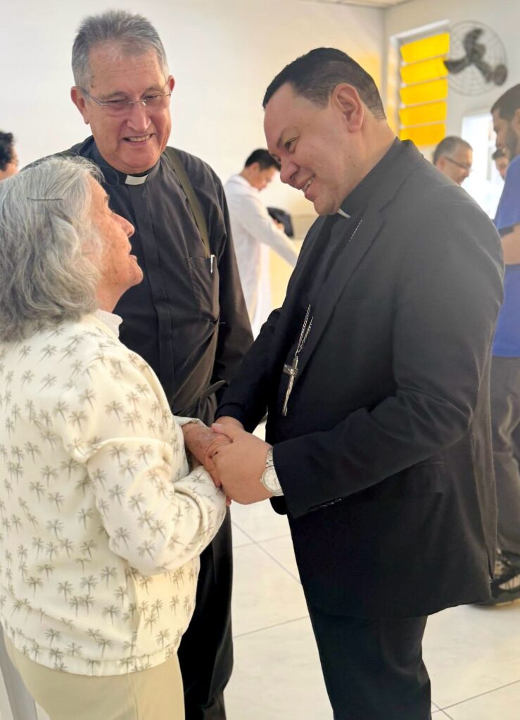 Dom Cícero faz visita pastoral à Paróquia São Pedro Apóstolo - Jornal O São Paulo