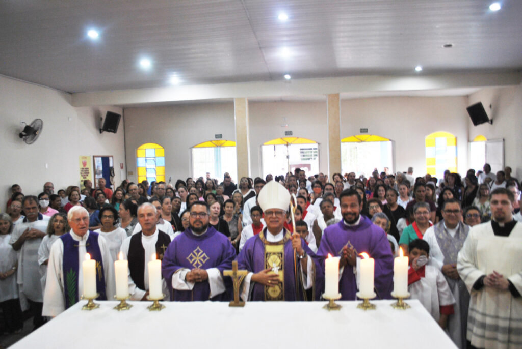 Múltiplas atividades mobilizam fiéis e padres na Brasilândia - Jornal O São Paulo