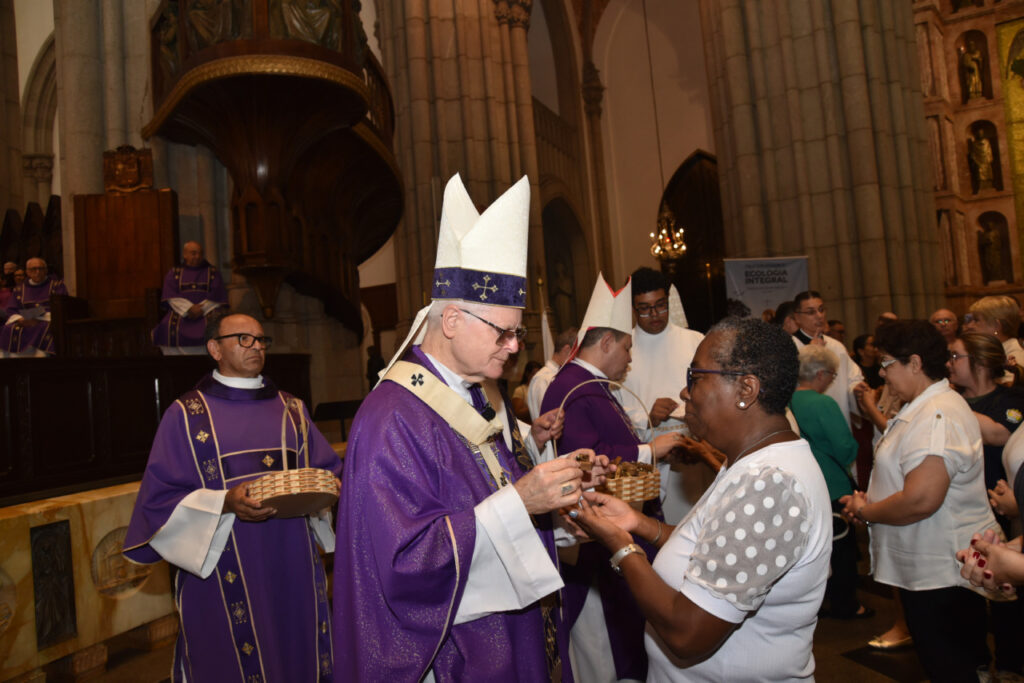 Dom Odilo institui 215 ministros da Catequese para a Arquidiocese de São Paulo