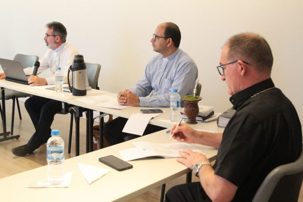 Em 2025, o Projeto Comunhão e Partilha vai apoiar a formação de 305 seminaristas de 42 dioceses em todo país - Jornal O São Paulo