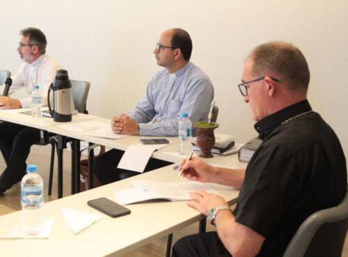 Em 2025, o Projeto Comunhão e Partilha vai apoiar a formação de 305 seminaristas de 42 dioceses em todo país - Jornal O São Paulo