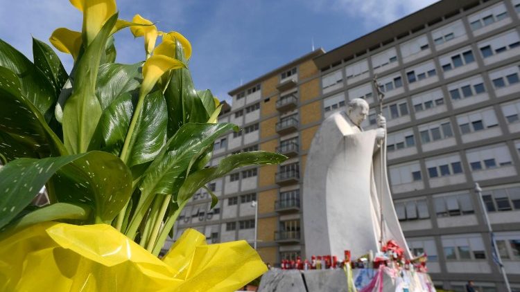 Em recuperação de saúde, Papa Francisco celebra 12 anos de pontificado - Jornal O São Paulo