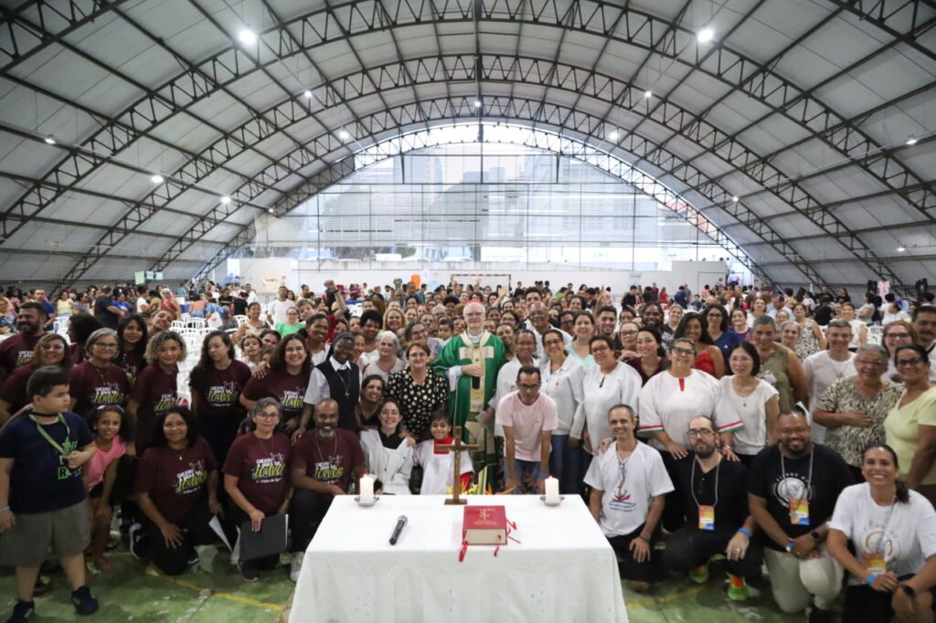 Cardeal Scherer preside a missa de encerramento do Alegrai-vos - Jornal O São Paulo