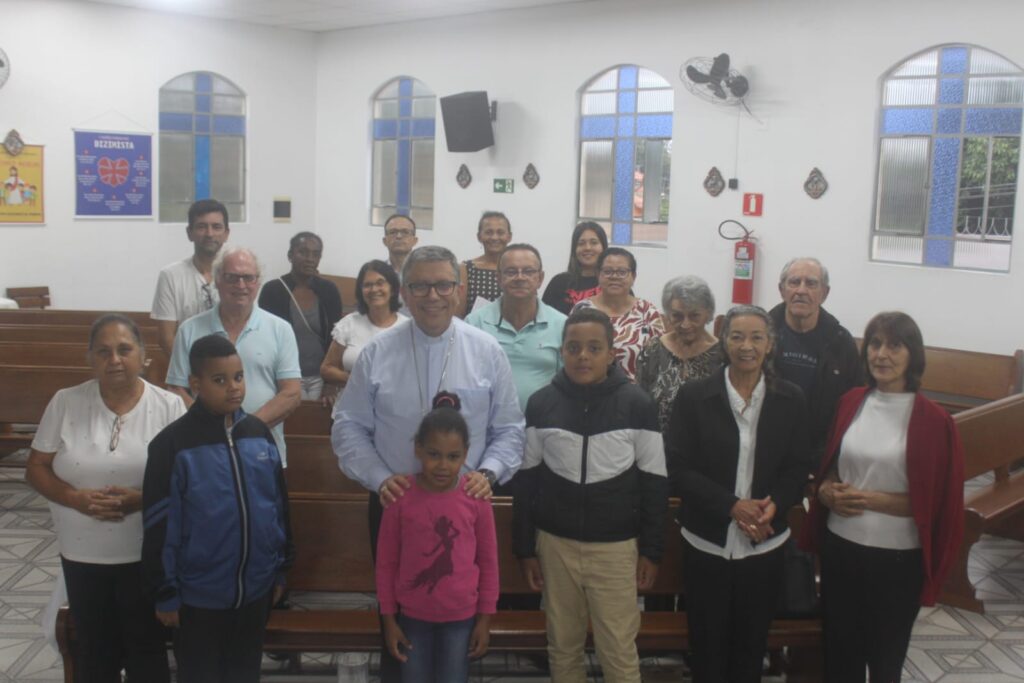 Dom Edison Silva realiza visita pastoral à Paróquia São Mateus - Jornal O São Paulo
