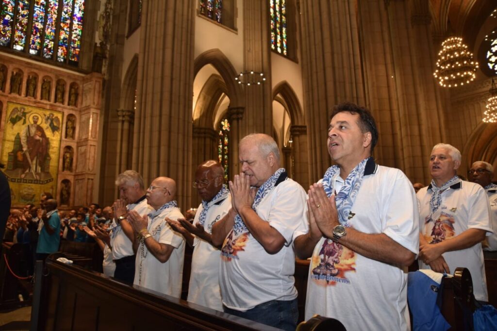 Terço dos Homens tem encontros semanais na Catedral da Sé aos sábados - Jornal O São Paulo