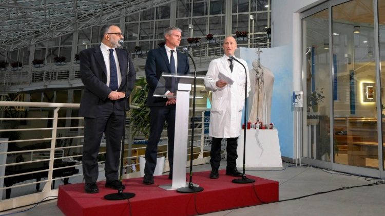 Papa Francisco receberá alta no domingo, 23 - Jornal O São Paulo