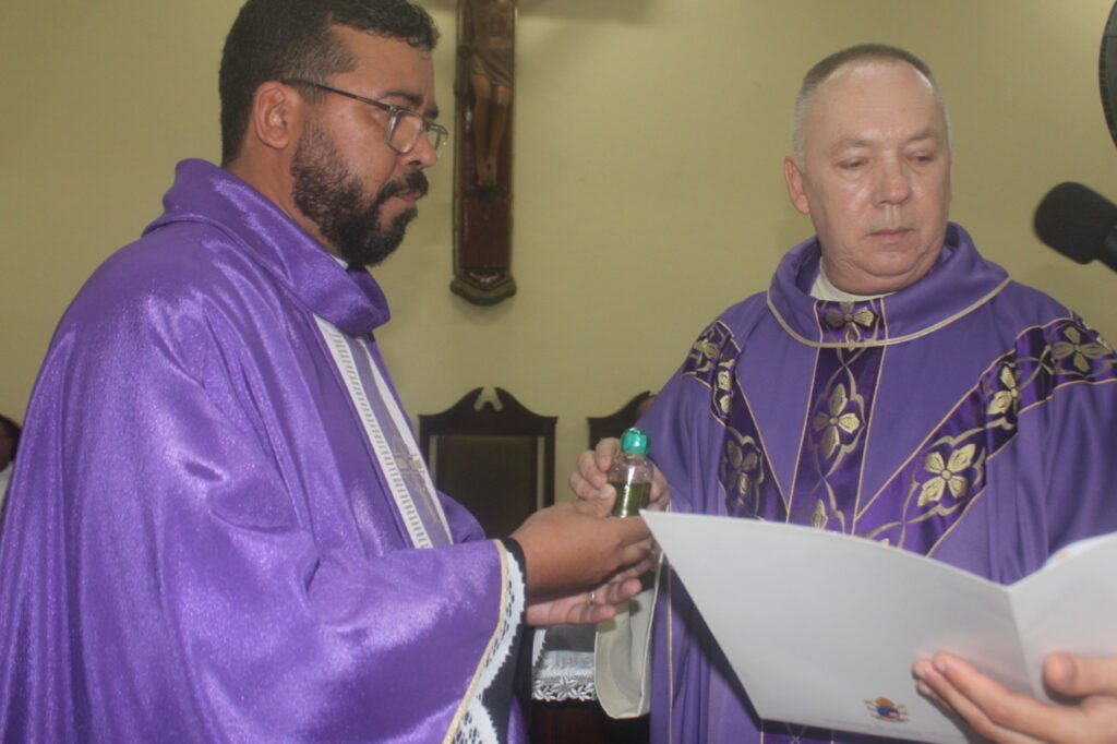 Crismas, posse de pároco e encontro do clero são destaques na Lapa - Jornal O São Paulo