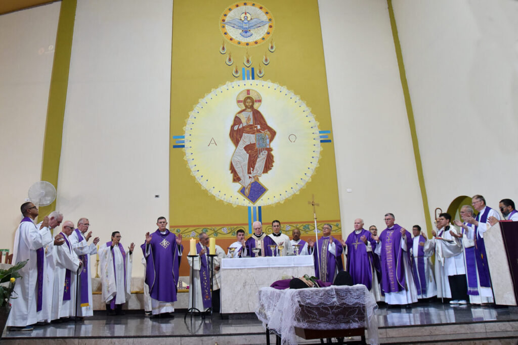 Expressões de gratidão marcam a missa de corpo presente de Dom Angélico em SP - Jornal O São Paulo