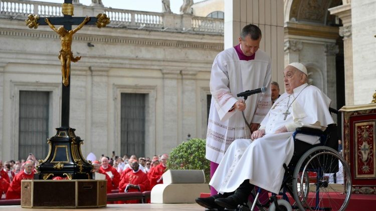 Papa: na Semana Santa, escolhamos levar a cruz também no coração - Jornal O São Paulo