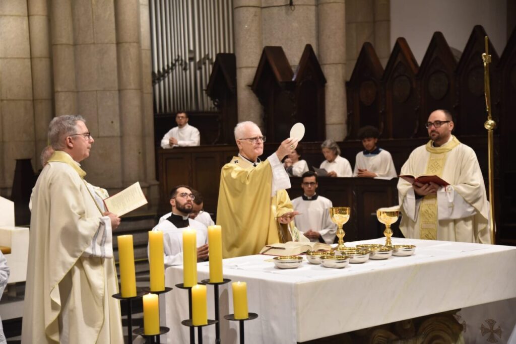 Cardeal Scherer: ‘Somos chamados a renovar nossa fé, nosso compromisso e apreço pela Eucaristia’ - Jornal O São Paulo