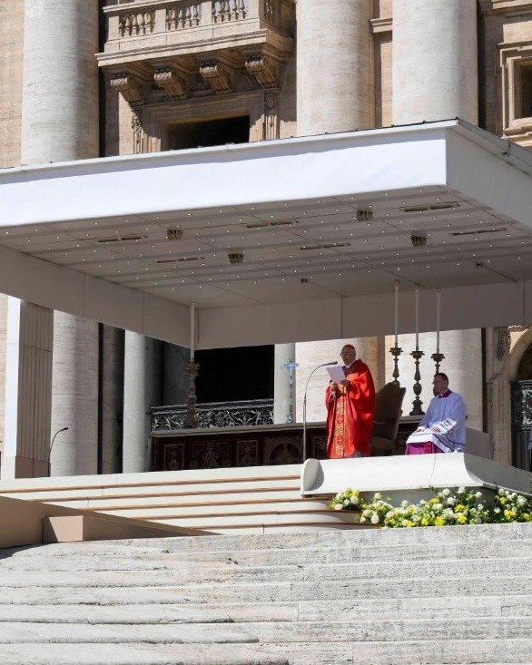 Roma e seus peregrinos se despedem do Papa Francisco - Jornal O São Paulo