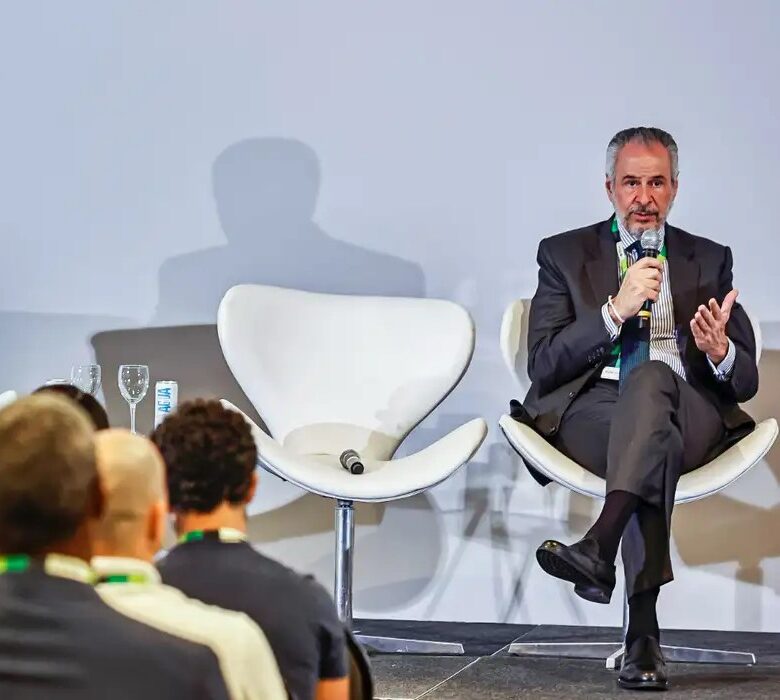 Presidente da COP 30 defende novas formas de financiamento climático - Jornal O São Paulo