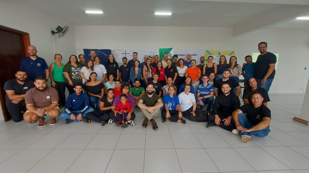 Libras: a língua que dá voz aos gestos e promove a inclusão - Jornal O São Paulo