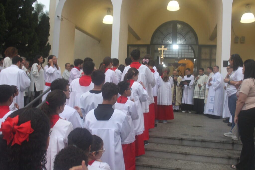 Lapa: No Ano Jubilar, coroinhas e acólitos participam de peregrinação - Jornal O São Paulo