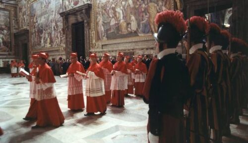 Na Sistina, sempre mais cardeais das terras confiadas ao Dicastério para a Evangelização - Jornal O São Paulo