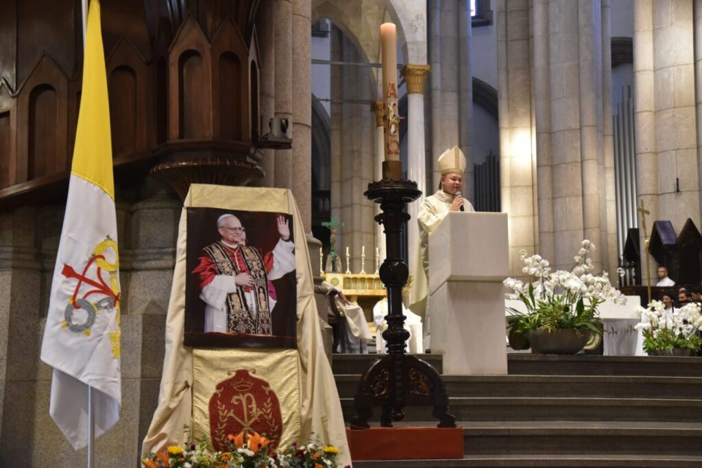 Em missa na Sé, Arquidiocese rende graças a Deus pela eleição do Papa Leão XIV - Jornal O São Paulo