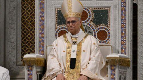 Leão XIV toma posse da cátedra do Bispo de Roma: “Ofereço o pouco que tenho e que sou” - Jornal O São Paulo