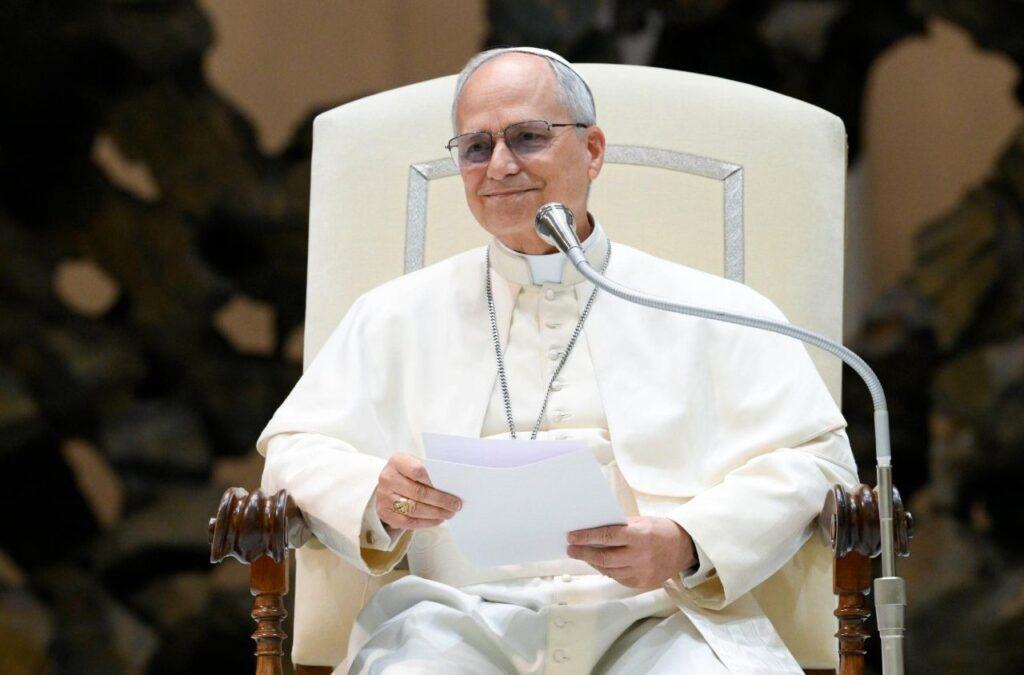 Papa Leão XIV agradece aos jornalistas pelo “serviço à verdade”