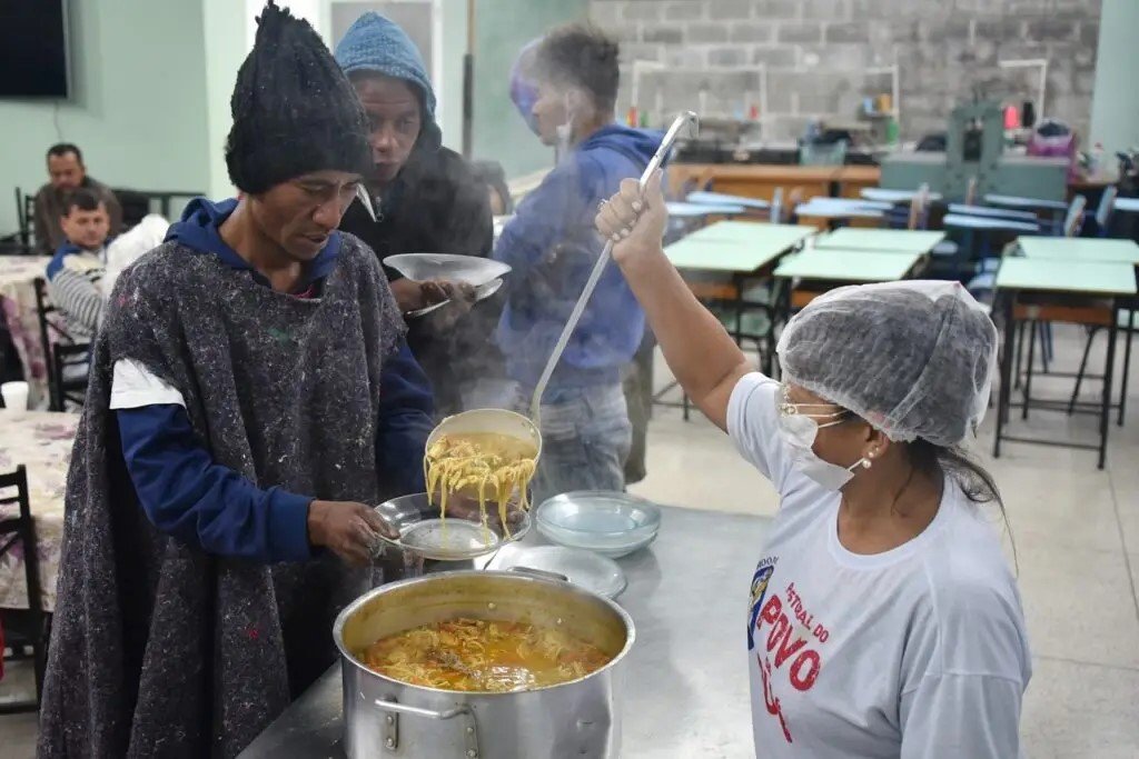 Com o frio mais intenso, organizações católicas reforçam ações aos ‘irmãos de rua’ - Jornal O São Paulo