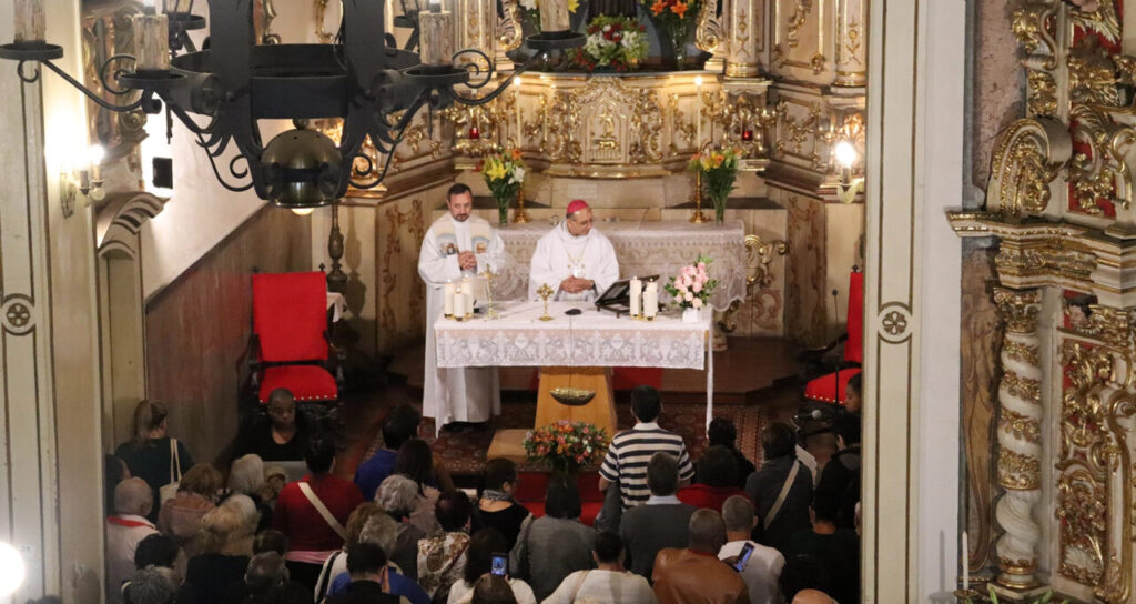 Sé: Dom Rogério preside missas com Crismas e em Corpus Christi - Jornal O São Paulo