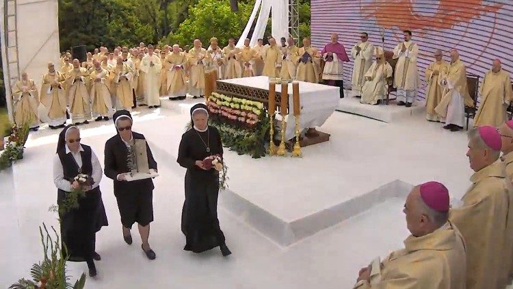 Polônia, beatificadas 15 religiosas mortas em 1945: testemunhas proféticas da paz - Jornal O São Paulo