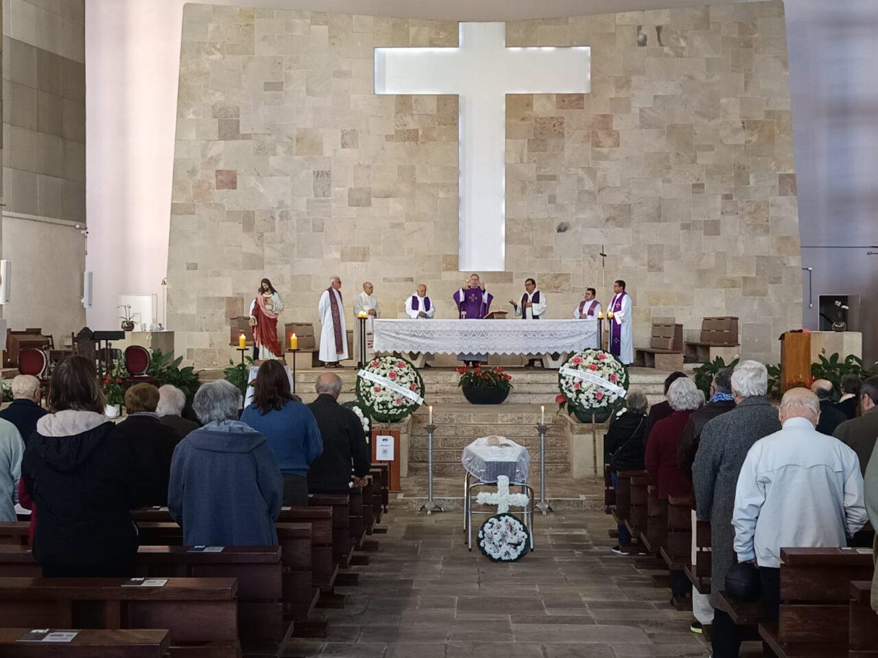 Missa exequial da teóloga Ana Flora Anderson reúne amigos e ex-alunos em São Paulo