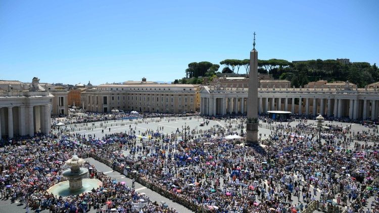 Papa: silenciem as armas e trabalhem pela paz por meio do diálogo - Jornal O São Paulo