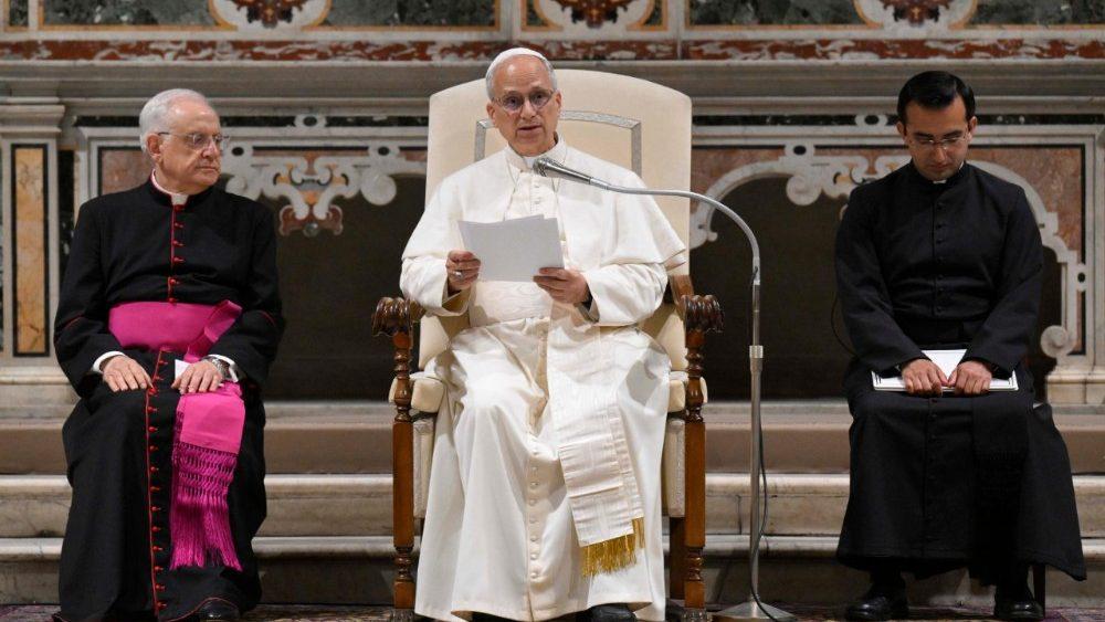 Leão XIV: com fé em Deus, com coragem e sem ódio, proteger os indefesos - Jornal O São Paulo