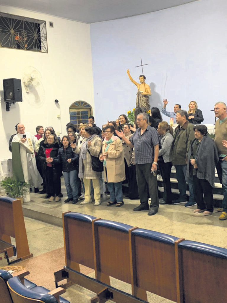 Fiéis participam de celebrações de padroeiros e missas com Crismas na Lapa - Jornal O São Paulo