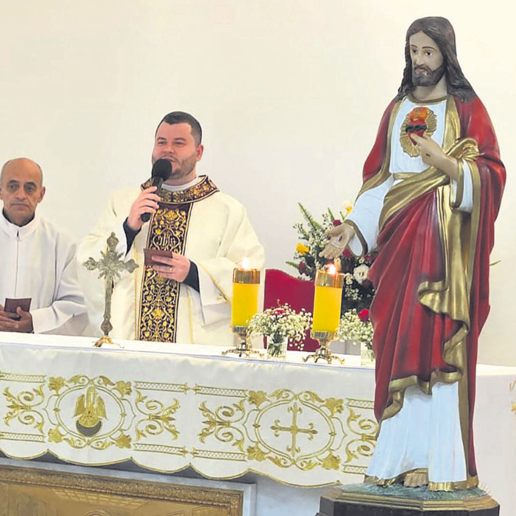 Fiéis participam de celebrações de padroeiros e missas com Crismas na Lapa - Jornal O São Paulo