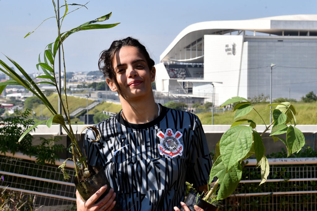 ‘Corredor Ecológico Corinthiano’: o amor em ‘preto e branco’ entra em campo em prol do meio ambiente - Jornal O São Paulo