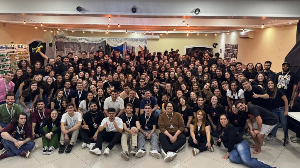 Na Paróquia São Patrício, Dom Edilson dá posse ao novo Pároco - Jornal O São Paulo