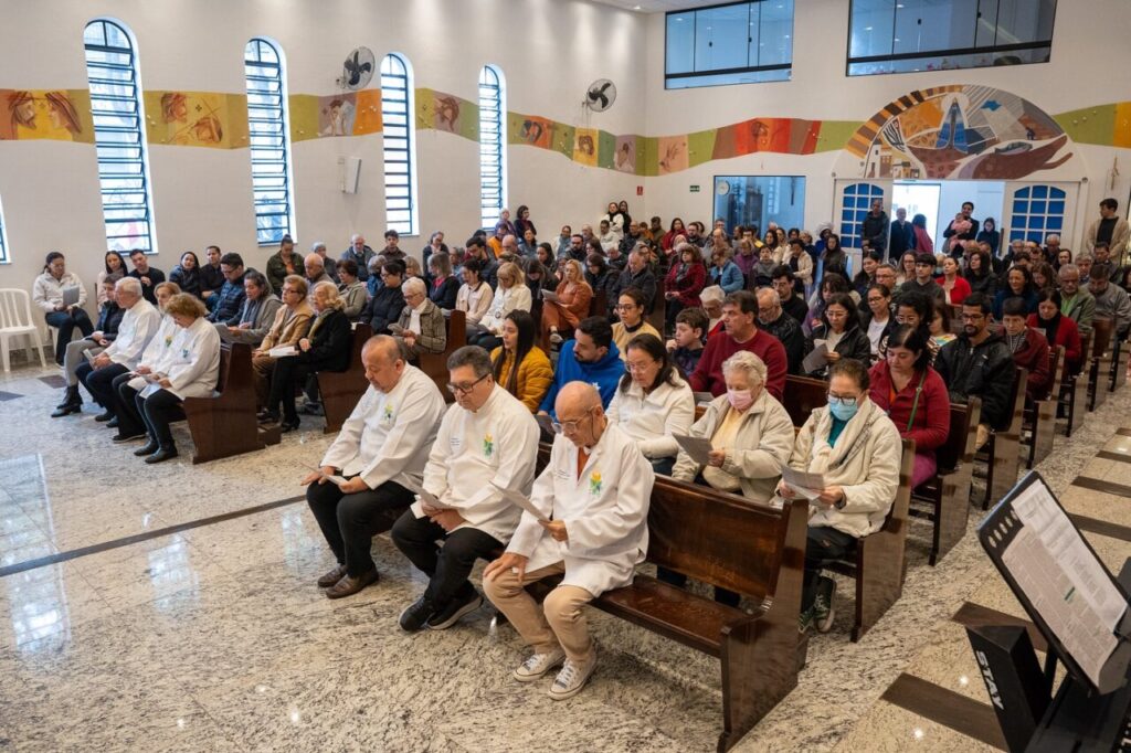 Dom Odilo preside missa pelos 50 anos da Paróquia Nossa Senhora Aparecida dos Ferroviários - Jornal O São Paulo