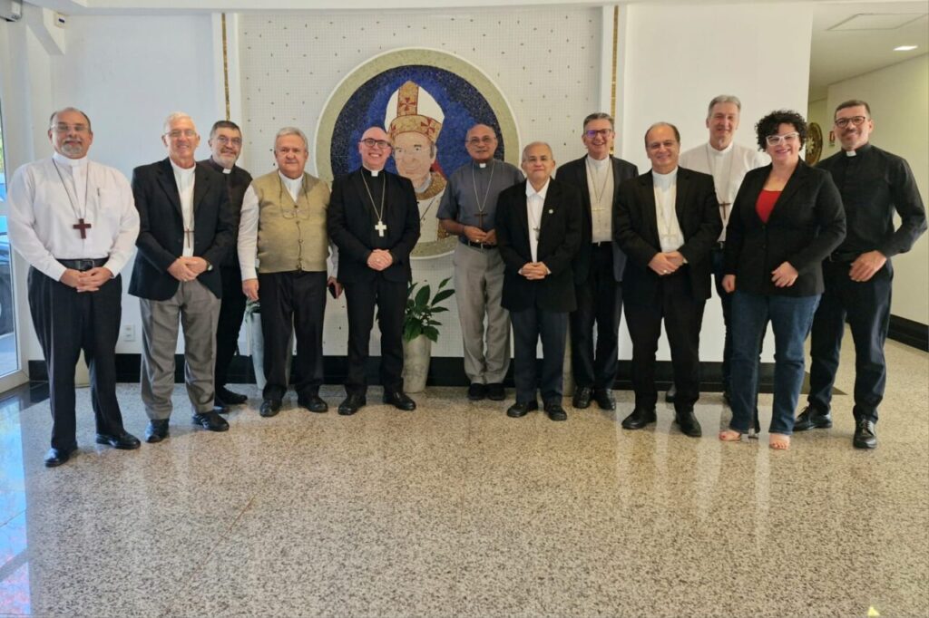 Comissão de Comunicação da CNBB realiza encontro com bispos referenciais e coordenadores da Pascom Brasil - Jornal O São Paulo