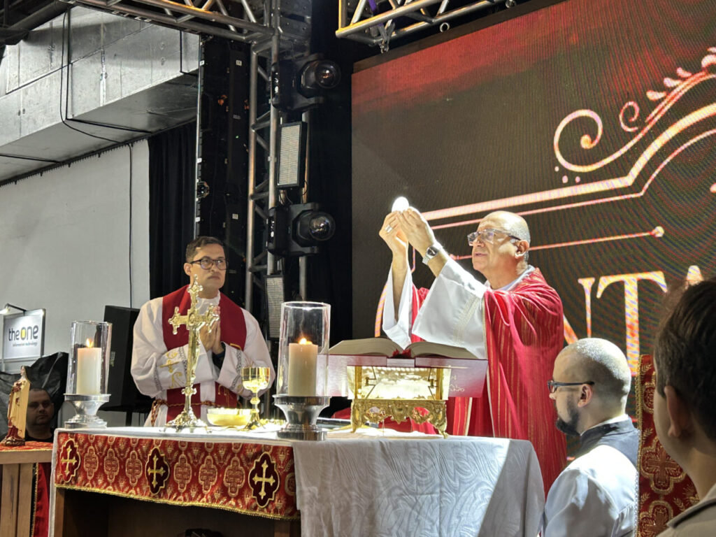 Na abertura da ExpoCatólica, Dom Rogério lembra que tudo na Igreja deve ser centrado em Jesus Cristo - Jornal O São Paulo