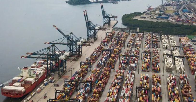 Trump assina tarifação de 50% para a importação de produtos brasileiros nos EUA - Jornal O São Paulo