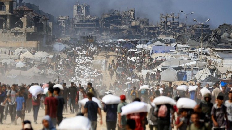 Leão XIV: peço que pare imediatamente a barbárie da guerra - Jornal O São Paulo