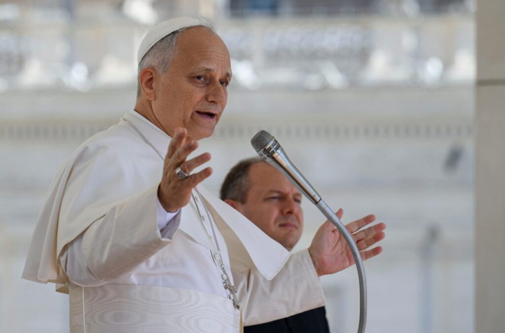 Papa: “bulimia” de ligações nas redes sociais, comunicar com honestidade e prudência - Jornal O São Paulo