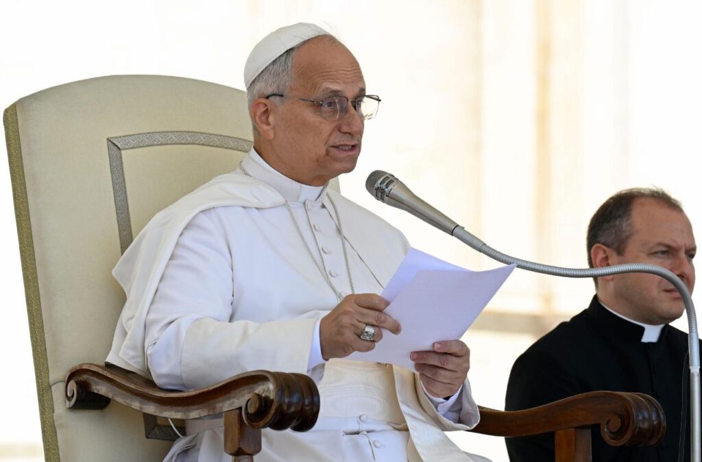 Papa: “bulimia” de ligações nas redes sociais, comunicar com honestidade e prudência - Jornal O São Paulo