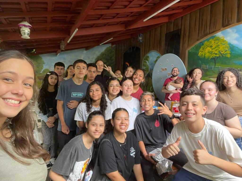 Vocações: Jovem catequista Bruna fala sobre a alegria de transmitir a fé - Jornal O São Paulo