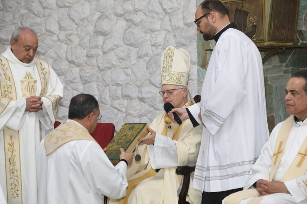 Crismas, posses de padres e eventos paroquiais mobilizam fiéis no Ipiranga - Jornal O São Paulo