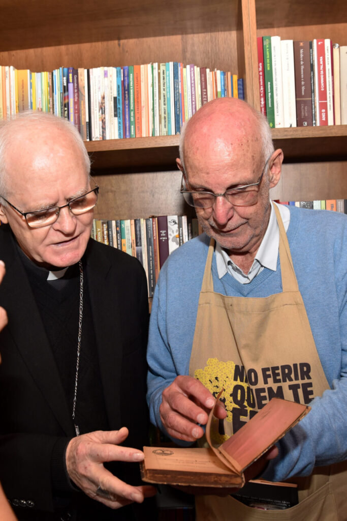 Biblioteca Wilma Lancellotti: espaço de leitura e de mais dignidade às pessoas em situação de rua  - Jornal O São Paulo