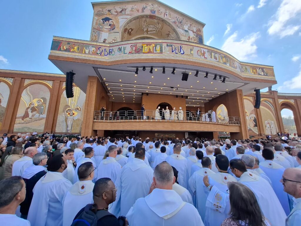 Crismas, peregrinações jubilares e ordenação diaconal são destaques na Região Ipiranga - Jornal O São Paulo