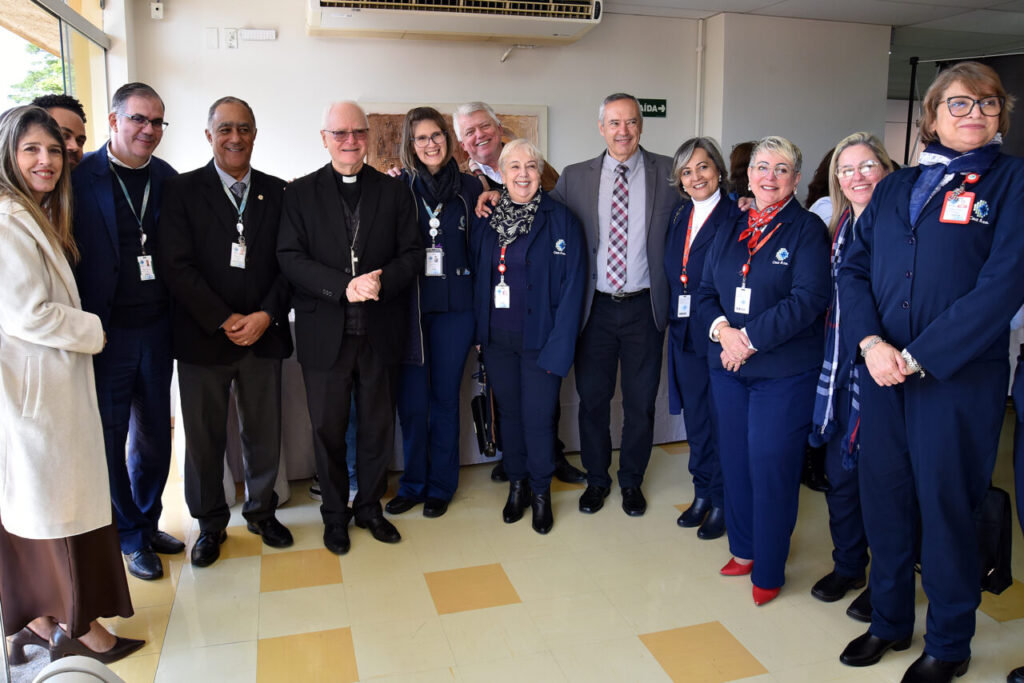 Cardeal Scherer preside missa no centenário do Hospital Cruz Azul  - Jornal O São Paulo